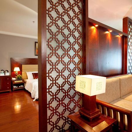 Majestic Mong Cai Hotel Oda fotoğraf